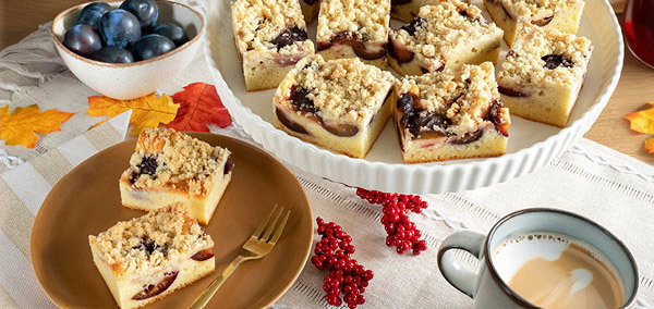 Pre-cut sheet cakes
