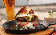 Après Ski Burger - with mountain cheese, bacon, cabbage and egg