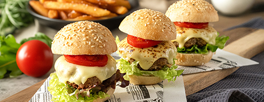 Mini Party Burger Sesame & Nigella, sliced