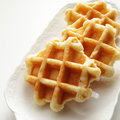 Mini waffles with sugar nibs - 5