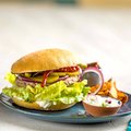Gourmet Burger 4,5 Inch sliced - 1