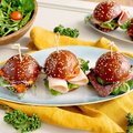 Ready-baked Party Pretzel-Brioche Burger, sliced - 2