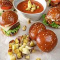 Ready-baked Party Pretzel-Brioche Burger, sliced - 3