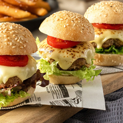 Mini Party Burger Sesame & Nigella, sliced