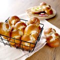 Pretzel plait, with salt - 3